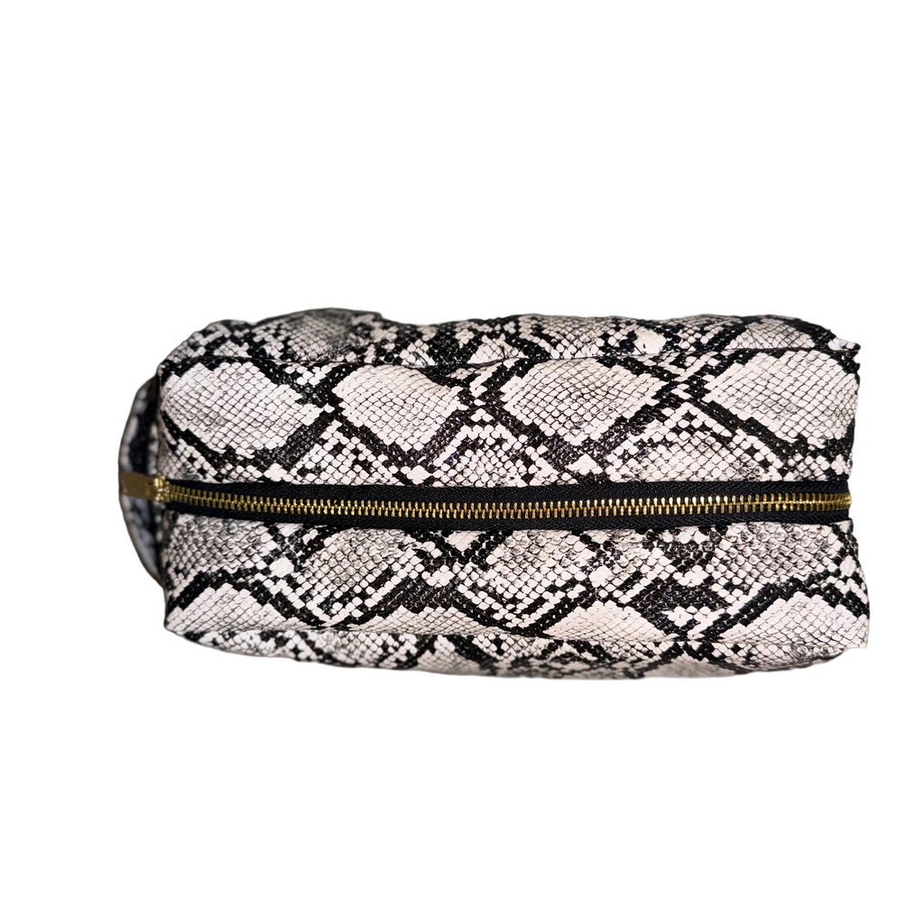WINNIN™ Voyager Pouch — Python