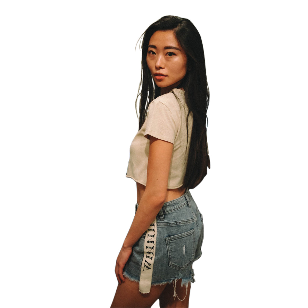 WINNIN™ Strap Denim Shorts